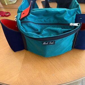 VTG Mark Pack Teal and Red Waist HIKERS HIP Bag